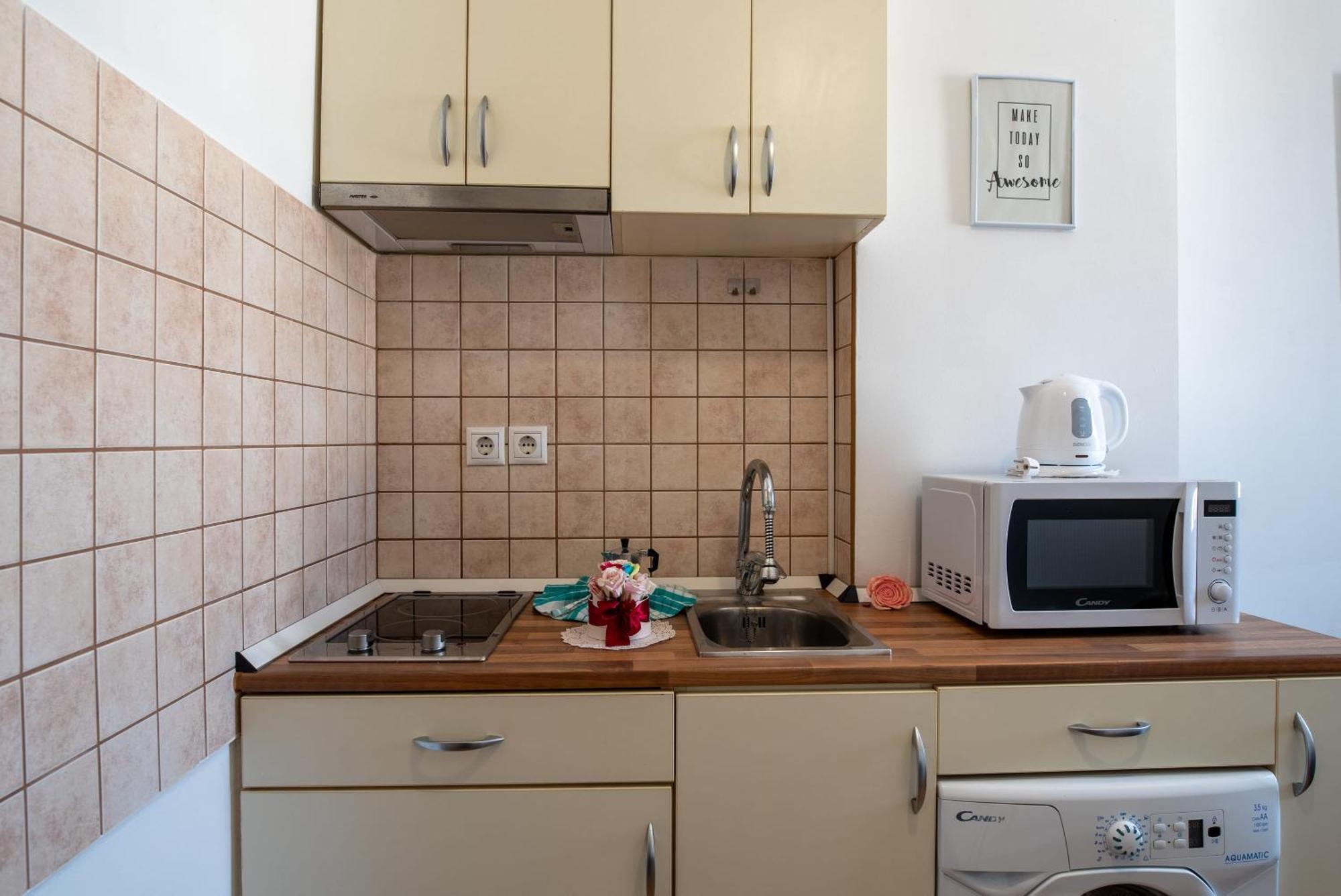 Central - Bright - Calm Studio For Solo Travellers Budapest Ngoại thất bức ảnh