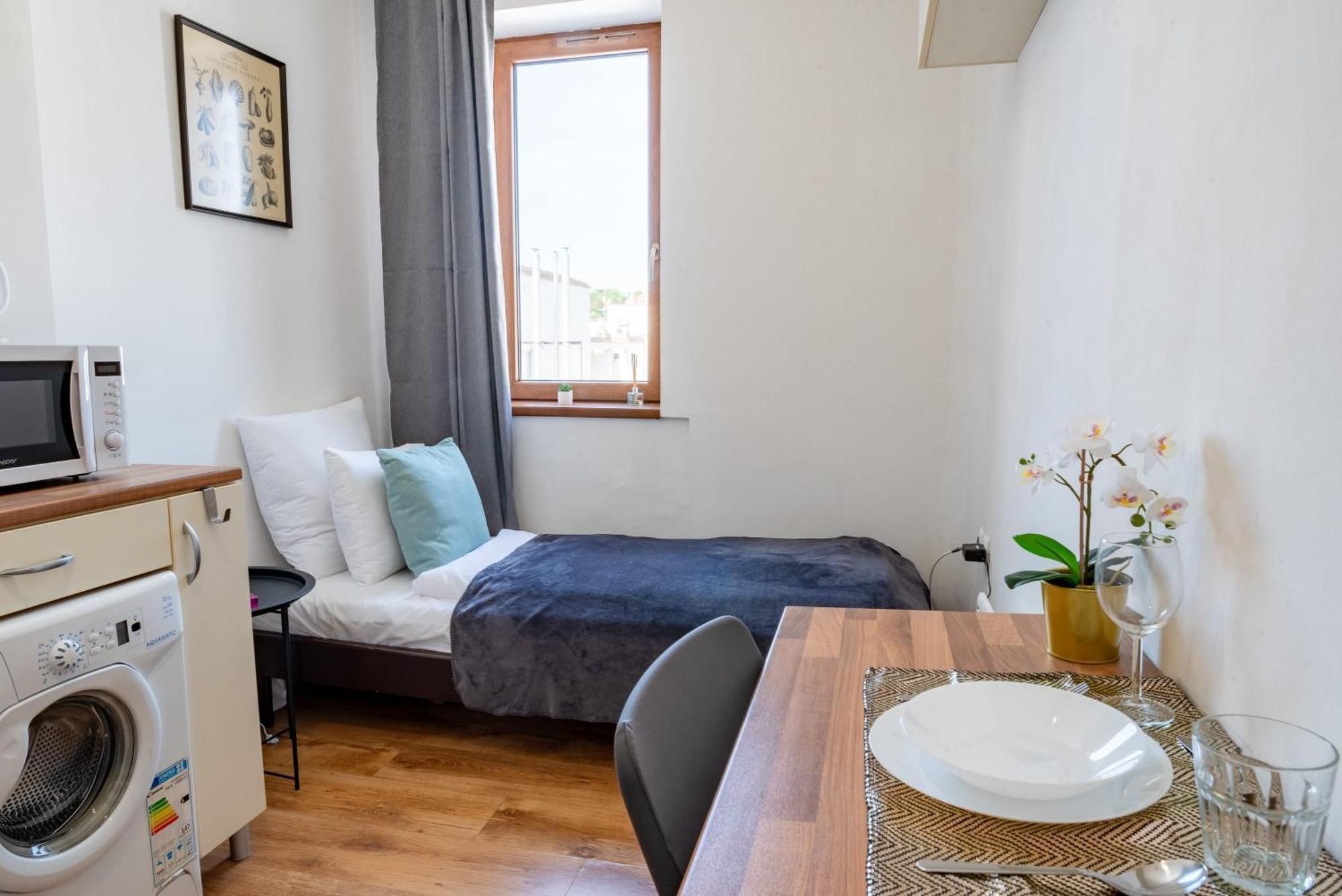 Central - Bright - Calm Studio For Solo Travellers Budapest Ngoại thất bức ảnh